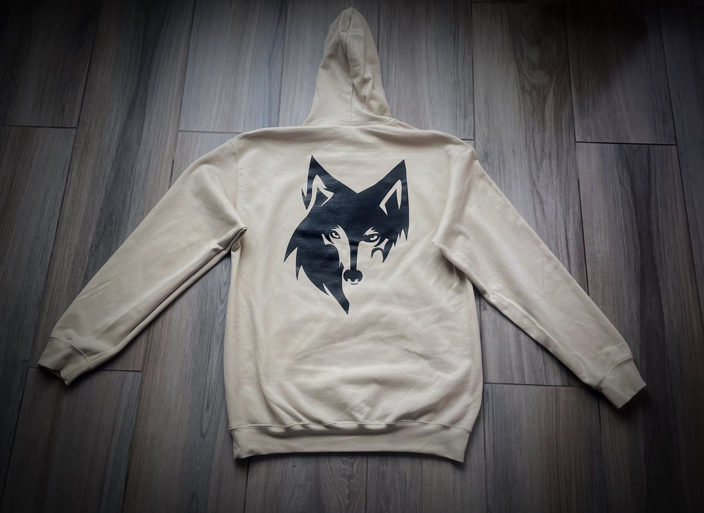 Pull Over Hoodie W/Lobo